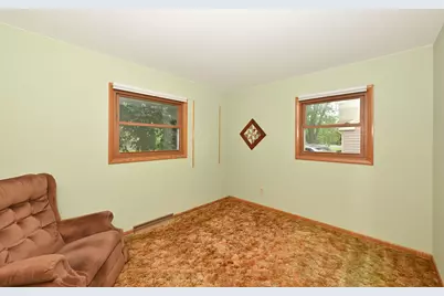 26624  Waubeesee Lake Dr, Racine, WI 53185 - Photo 12