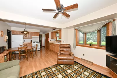 26624  Waubeesee Lake Dr, Racine, WI 53185 - Photo 8