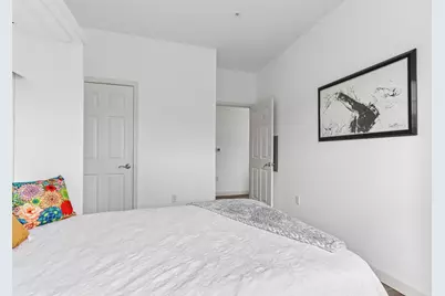 3930 S Lake Dr #109, Saint Francis, WI 53235 - Photo 8