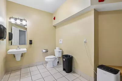 3930 S Lake Dr #109, Saint Francis, WI 53235 - Photo 28