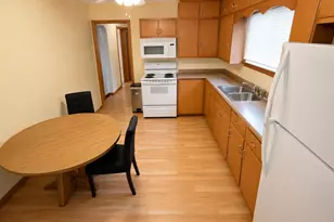 2310 Hamilton St, Manitowoc, WI 54220 - Photo 6