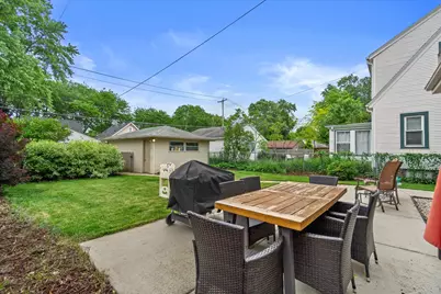 2336 S 67th St, West Allis, WI 53219 - Photo 26