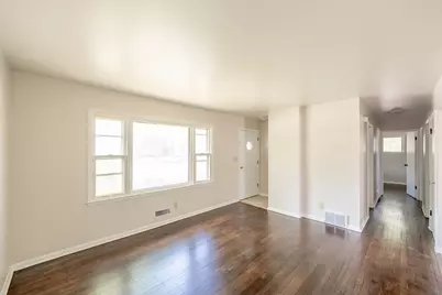 6438 S 20th St, Milwaukee, WI 53221 - Photo 4