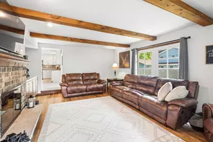 W56N850 N Meadow Ct, Cedarburg, WI 53012 - Photo 8