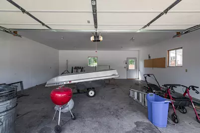 735  Daffodil St, West Salem, WI 54669 - Photo 28