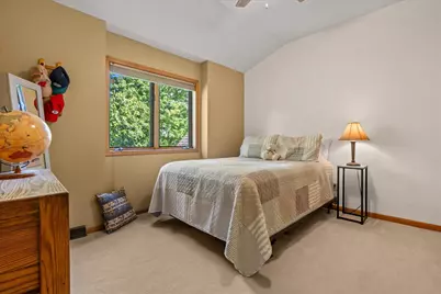 W168N5039  Stonefield Rd, Menomonee Falls, WI 53051 - Photo 22