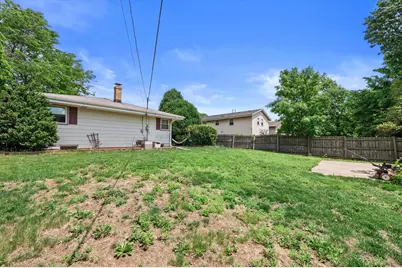 4501 W Tesch Ave, Greenfield, WI 53220 - Photo 28