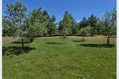 W985  Fur Farm Rd, New Holstein, WI 53061 - Photo 34
