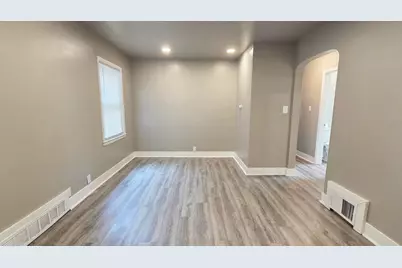4606 N Sherman Blvd, Milwaukee, WI 53209 - Photo 8