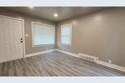 4606 N Sherman Blvd, Milwaukee, WI 53209 - Photo 6