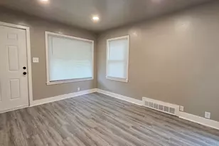 4606 N Sherman Blvd, Milwaukee, WI 53209 - Photo 6