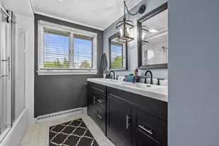 3 Shorewood Ct, Racine, WI 53402 - Photo 18