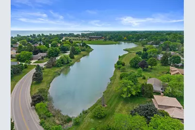 3  Shorewood Ct, Racine, WI 53402 - Photo 50