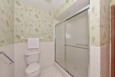 7234 N Green Bay Ave #105, Glendale, WI 53209 - Photo 16