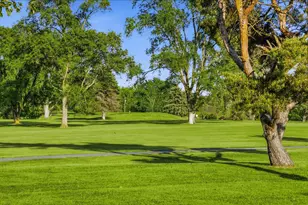 N16W26512 Golf View Ln, Pewaukee, WI 53072 - Photo 38
