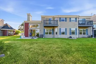 N16W26512 Golf View Ln, Pewaukee, WI 53072 - Photo 34