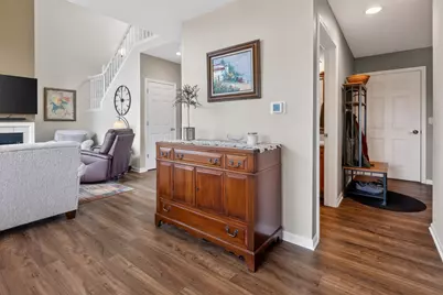 N16W26512  Golf View Ln #H, Pewaukee, WI 53072 - Photo 14