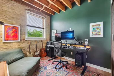 904 E Pearson St #122, Milwaukee, WI 53202 - Photo 28