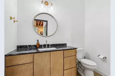 904 E Pearson St #122, Milwaukee, WI 53202 - Photo 18