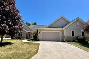 1423 Hidden Waters Cir, West Bend, WI 53095 - Photo 2