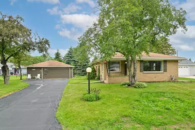 5341 S 114th St, Hales Corners, WI 53130 - Photo 2