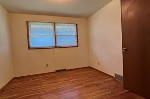 4302 E Parke Rdg Ln, Sheboygan, WI 53083 - Photo 10