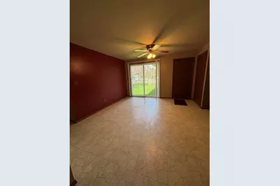 4302 E Parke Ridge Ln, Sheboygan, WI 53083 - Photo 6