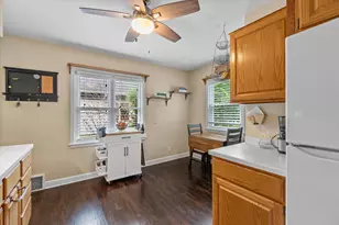 2116 N 85th St, Wauwatosa, WI 53226 - Photo 8