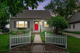 2116 N 85th St, Wauwatosa, WI 53226 - Photo 2
