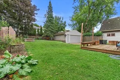 2116 N 85th St, Wauwatosa, WI 53226 - Photo 26
