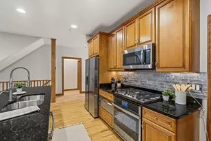765 Bay Ct, Brookfield, WI 53005 - Photo 12