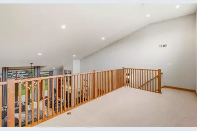 765  Bay Ct #B, Brookfield, WI 53005 - Photo 8