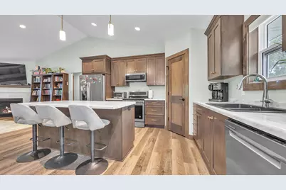 10515  Olivers Way, Maribel, WI 54227 - Photo 14