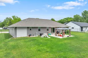10515 Oliver's Way, Maribel, WI 54227 - Photo 6