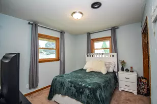 836 S 95th St, West Allis, WI 53214 - Photo 22