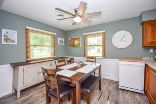 836 S 95th St, West Allis, WI 53214 - Photo 10