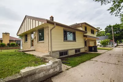 836 S 95th St, West Allis, WI 53214 - Photo 26