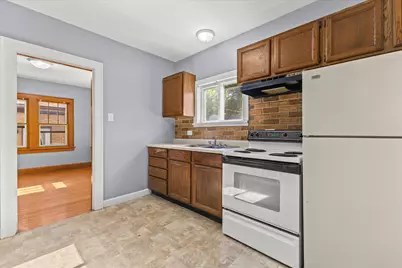 2213  Carlilse Ave, Racine, WI 53404 - Photo 8