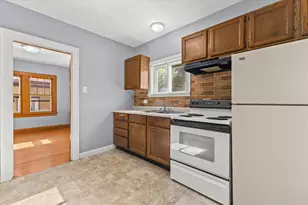 2213 Carlilse Ave, Racine, WI 53404 - Photo 8