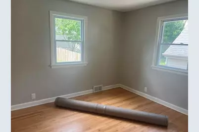 1203 S 87th St, West Allis, WI 53214 - Photo 16