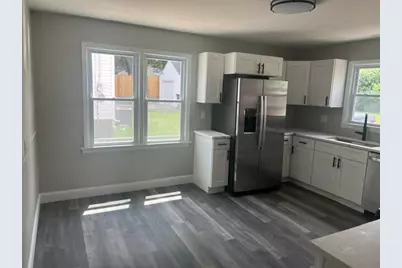 1203 S 87th St, West Allis, WI 53214 - Photo 4