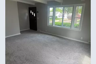 1203 S 87th St, West Allis, WI 53214 - Photo 8