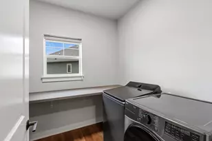 3246 Blue Star Cir, Racine, WI 53406 - Photo 14