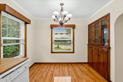 337 N 110th St, Wauwatosa, WI 53226 - Photo 12