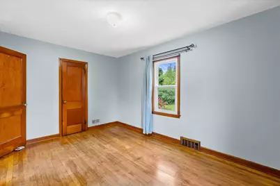 337 N 110th St, Wauwatosa, WI 53226 - Photo 20