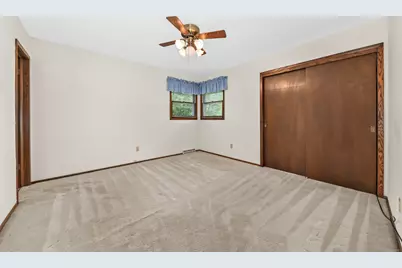 W169N10432  Pheasant Run, Germantown, WI 53022 - Photo 32