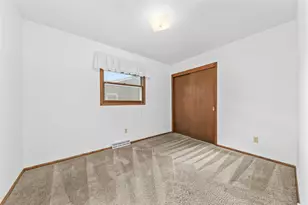W169N10432 Pheasant Run, Germantown, WI 53022 - Photo 26