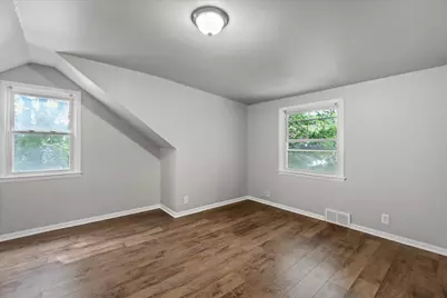 3368 S Chase Ave, Milwaukee, WI 53207 - Photo 22