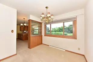 N79W16119 Community Dr, Menomonee Falls, WI 53051 - Photo 8