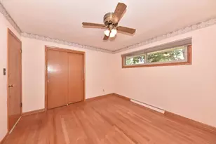 N79W16119 Community Dr, Menomonee Falls, WI 53051 - Photo 20